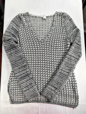 Helmut Lang Geometric Knit Sweater in Gray & White Size Medium